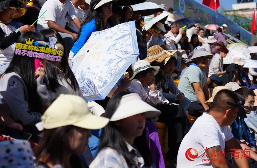 src, yid, 为现场观众 src, yid, 为现场观众