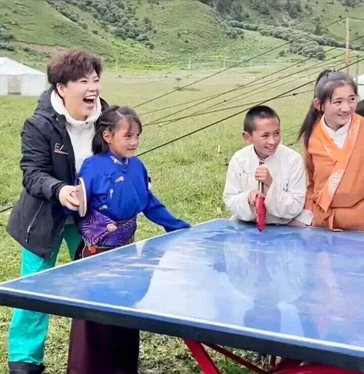 阿姨, 声便划破了 阿姨, 声便划破了